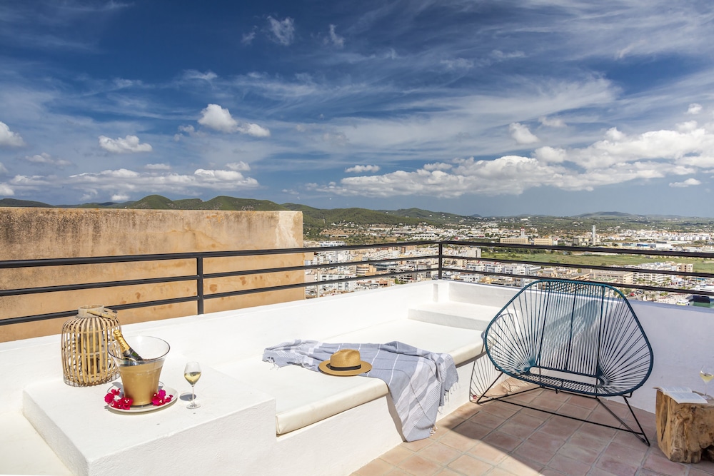 Hotel La Torre del Canonigo - Small Luxury Hotels — Hotel building in Ibiza Town, Balearic Islands