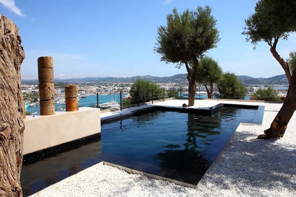Hotel La Torre del Canonigo - Small Luxury Hotels — Swimming pool in Ibiza Town, Balearic Islands