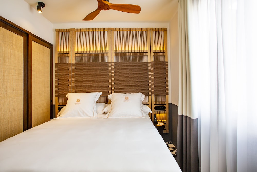 Hotel La Torre del Canonigo - Small Luxury Hotels — Hotel rooms in Ibiza Town, Balearic Islands