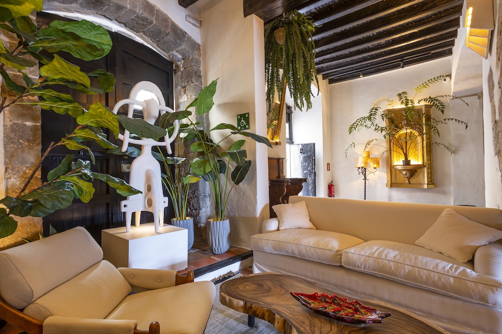Hotel La Torre del Canonigo - Small Luxury Hotels — Hotel building in Ibiza Town, Balearic Islands
