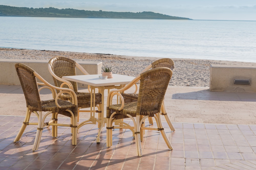 Hotel Club S'illot — Beach in S'Illot, Balearic Islands
