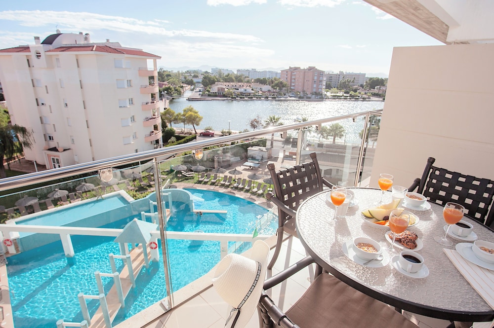 Ona Garden Lago — Swimming pool in Alcudia, Balearic Islands
