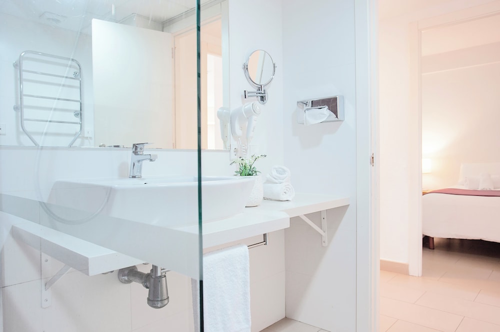 Ona Garden Lago — Hotel rooms in Alcudia, Balearic Islands