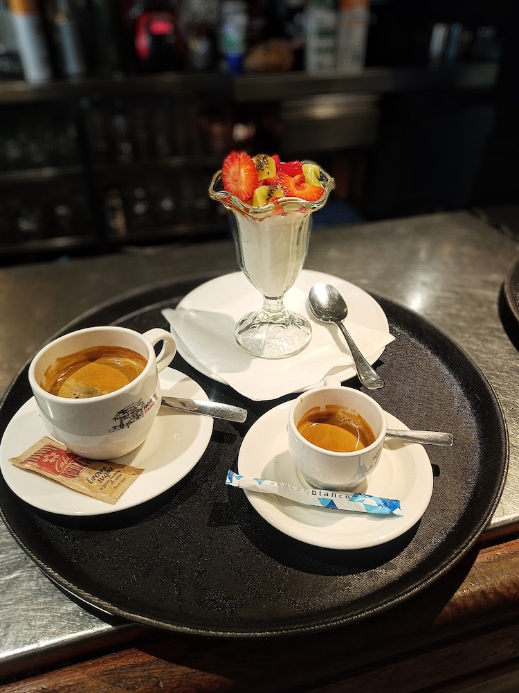 Hostal Parque Ibiza — Restaurant & bars in Ibiza Town, Balearic Islands