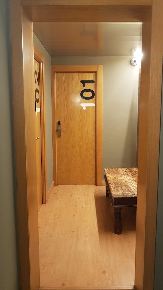 Hostal Parque Ibiza — Hotel building in Ibiza Town, Balearic Islands