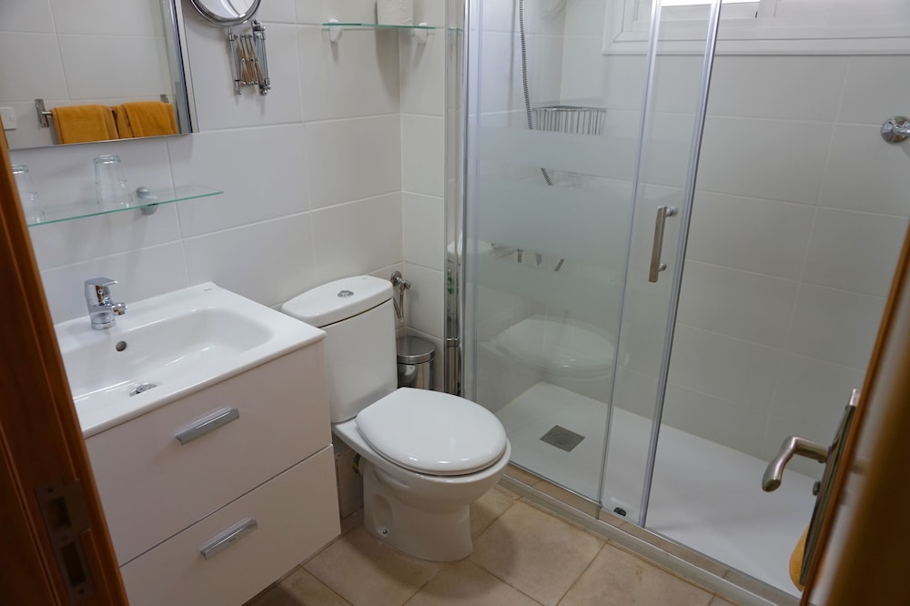 Apartamentos Ecuador — Hotel rooms in Playa del Ingles, Canary Islands