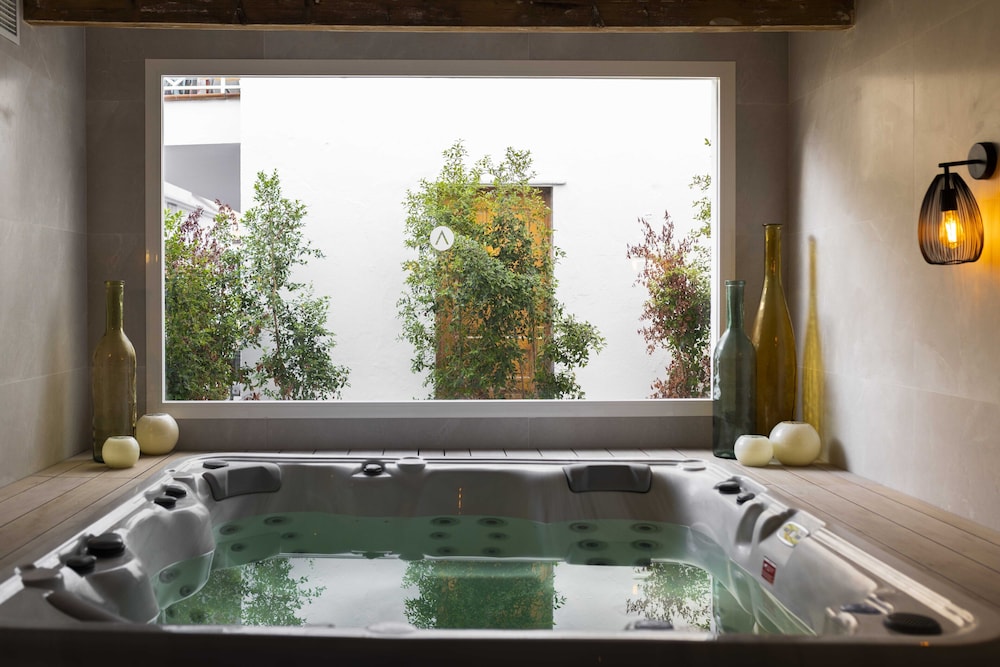 Hotel Alfons — Spa in Ciutadella de Menorca, Balearic Islands