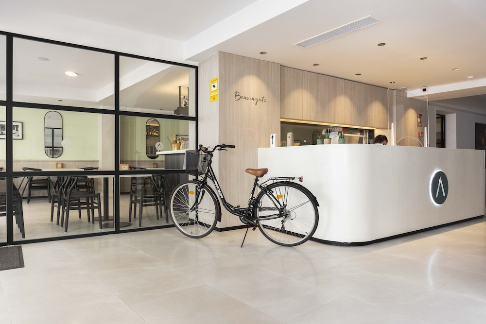 Hotel Alfons — Restaurant & bars in Ciutadella de Menorca, Balearic Islands