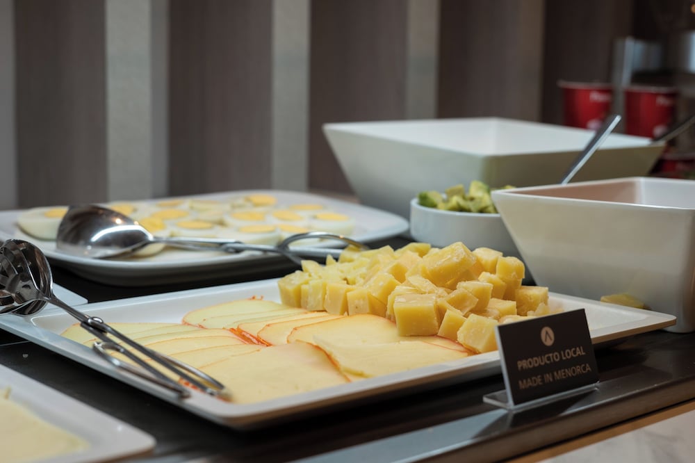 Hotel Alfons — Restaurant & bars in Ciutadella de Menorca, Balearic Islands