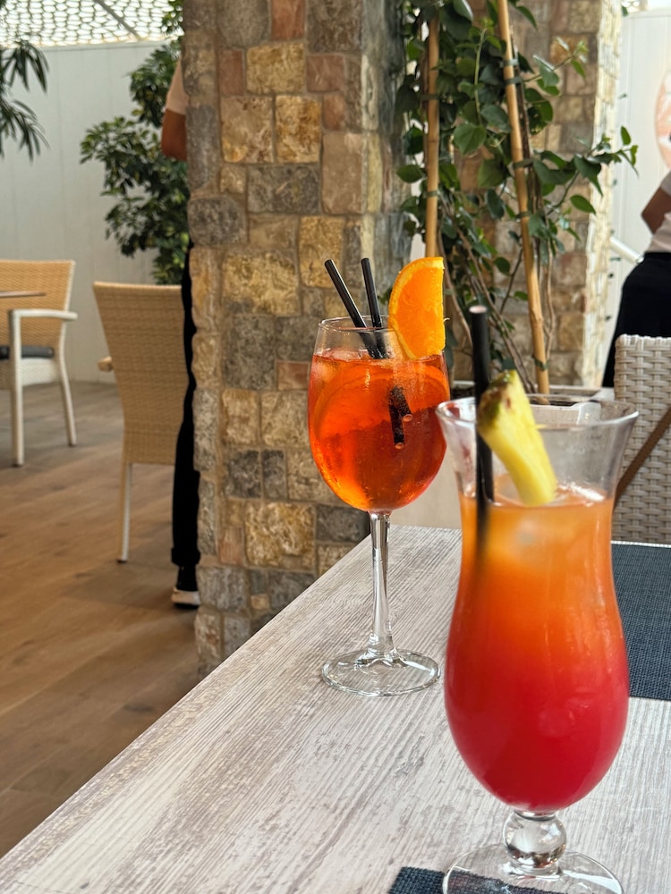 Paguera Treff Boutique Hotel — Restaurant & bars in Peguera, Balearic Islands