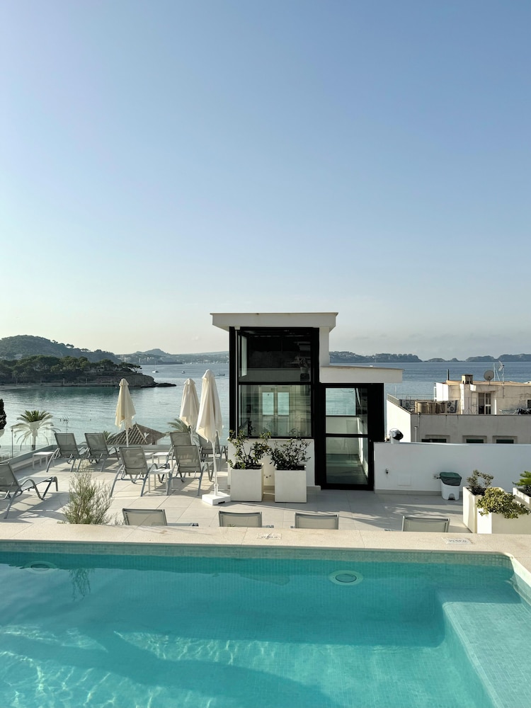 Paguera Treff Boutique Hotel — Swimming pool in Peguera, Balearic Islands