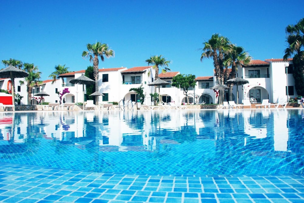 Apartamentos Vistapicas — Swimming pool in Cala'n Blanes, Balearic Islands