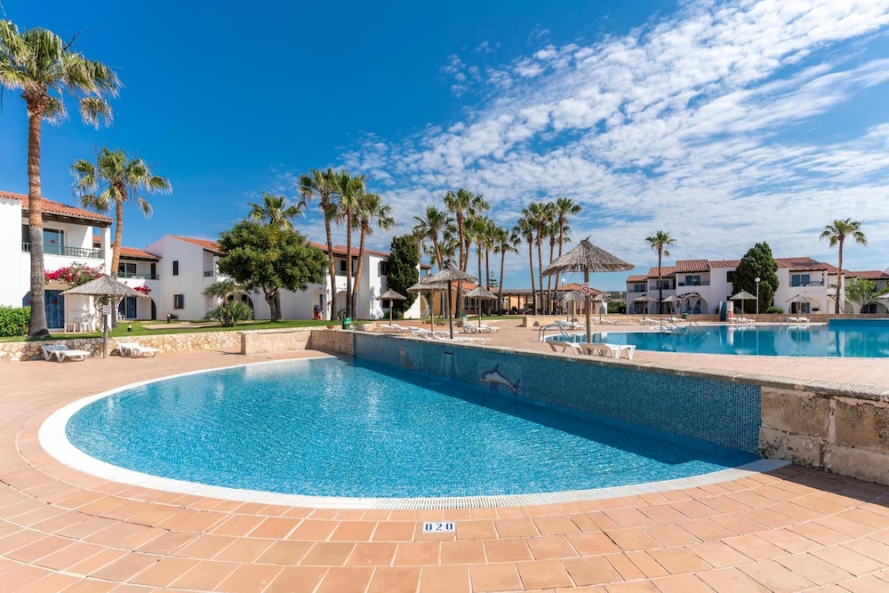 Apartamentos Vistapicas — Swimming pool in Cala'n Blanes, Balearic Islands