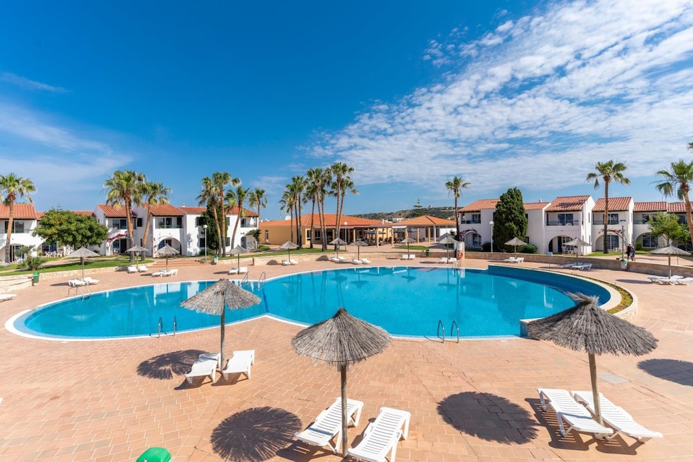 Apartamentos Vistapicas — Swimming pool in Cala'n Blanes, Balearic Islands