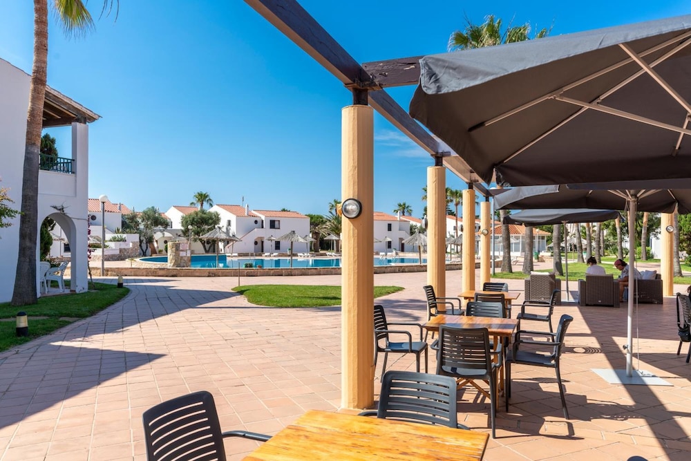 Apartamentos Vistapicas — Swimming pool in Cala'n Blanes, Balearic Islands
