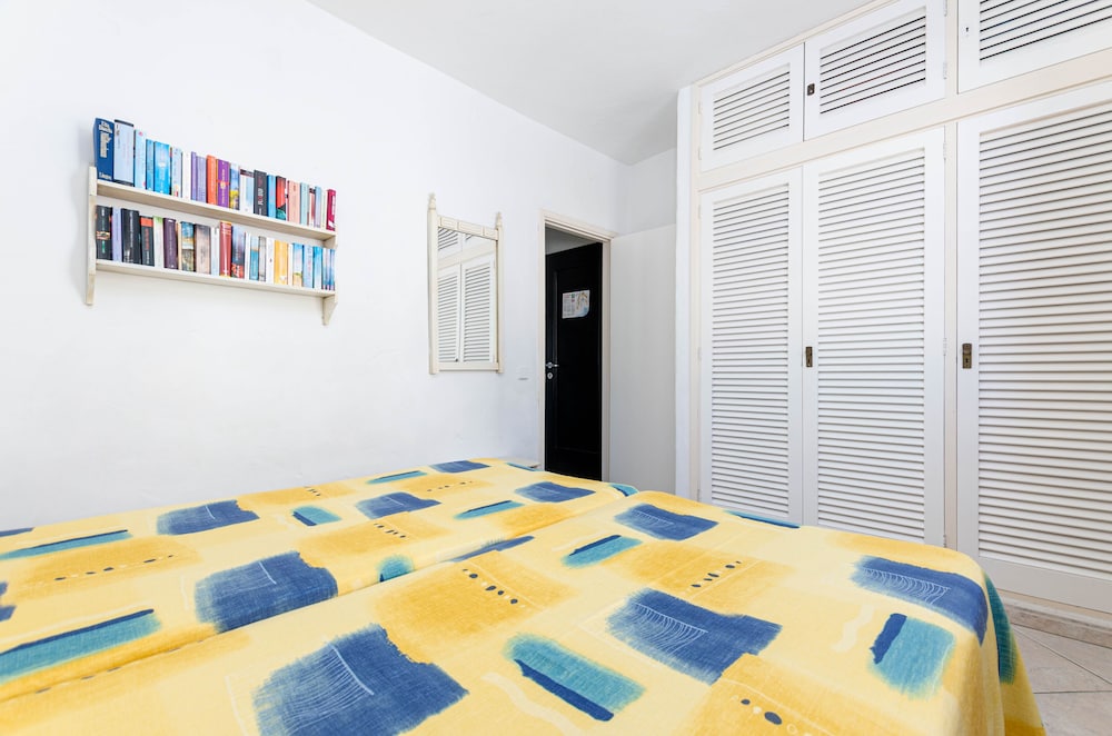 Parque Mar Apartments — Hotel rooms in Cala d´Or, Balearic Islands