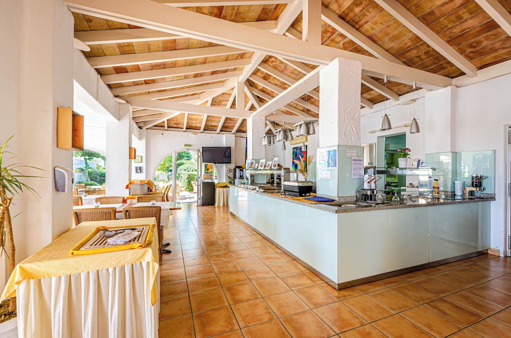 Parque Mar Apartments — Restaurant & bars in Cala d´Or, Balearic Islands