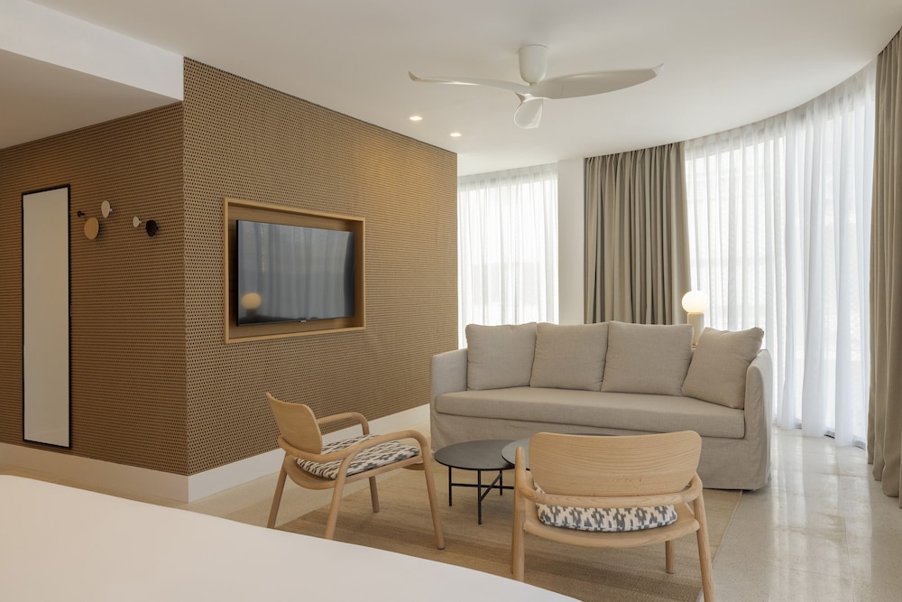 HM Palma Blanc Hotel — Hotel rooms in Palma de Mallorca, Balearic Islands
