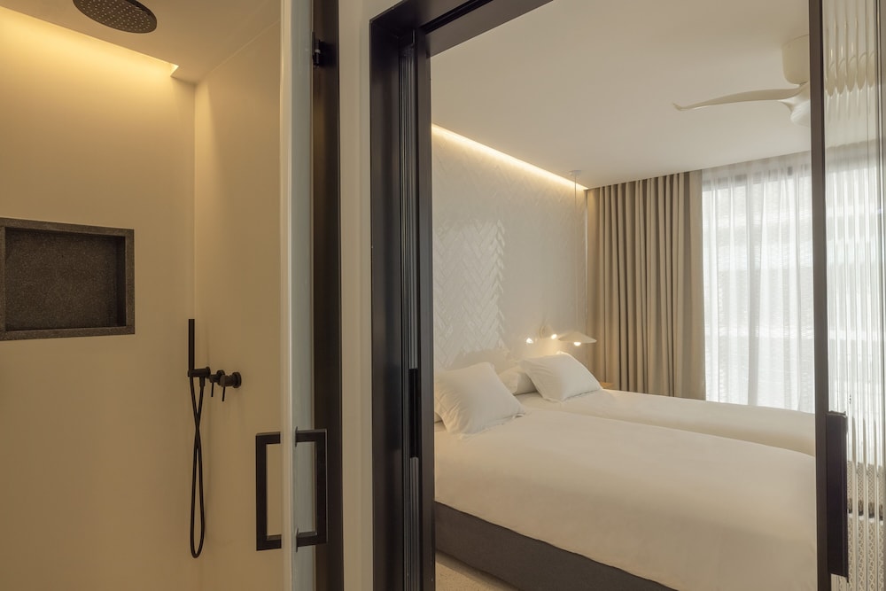 HM Palma Blanc Hotel — Hotel rooms in Palma de Mallorca, Balearic Islands