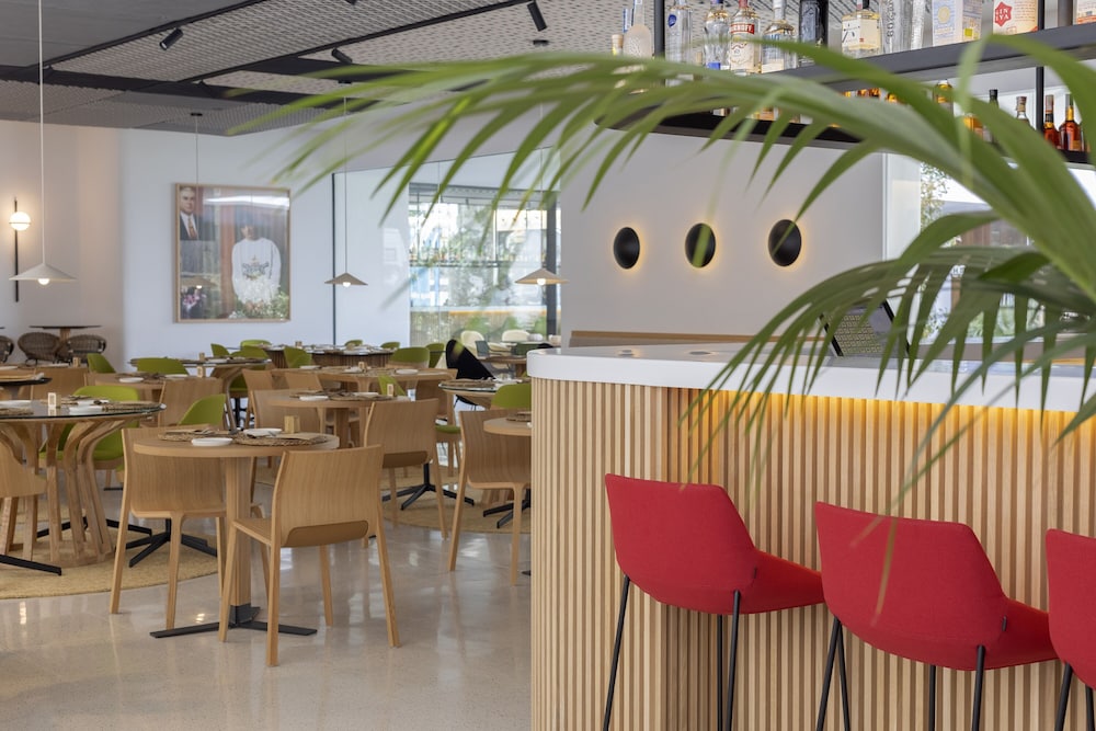 HM Palma Blanc Hotel — Restaurant & bars in Palma de Mallorca, Balearic Islands