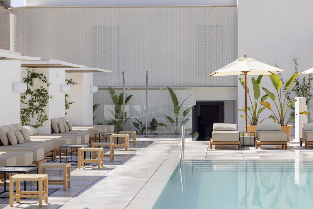 HM Palma Blanc Hotel — Swimming pool in Palma de Mallorca, Balearic Islands