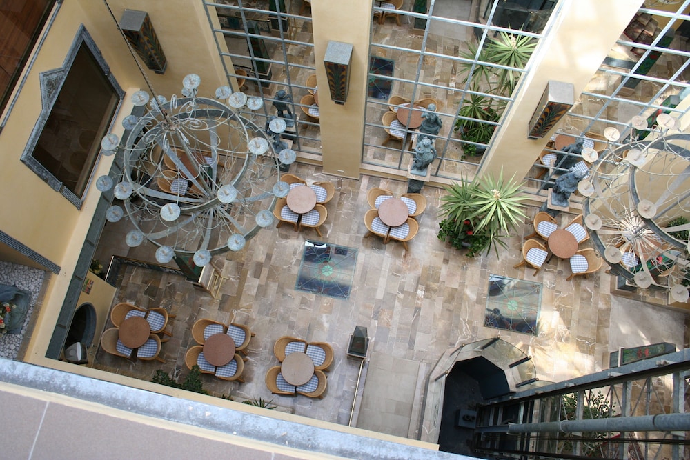 Mix Peymar — Restaurant & bars in S'Illot, Balearic Islands