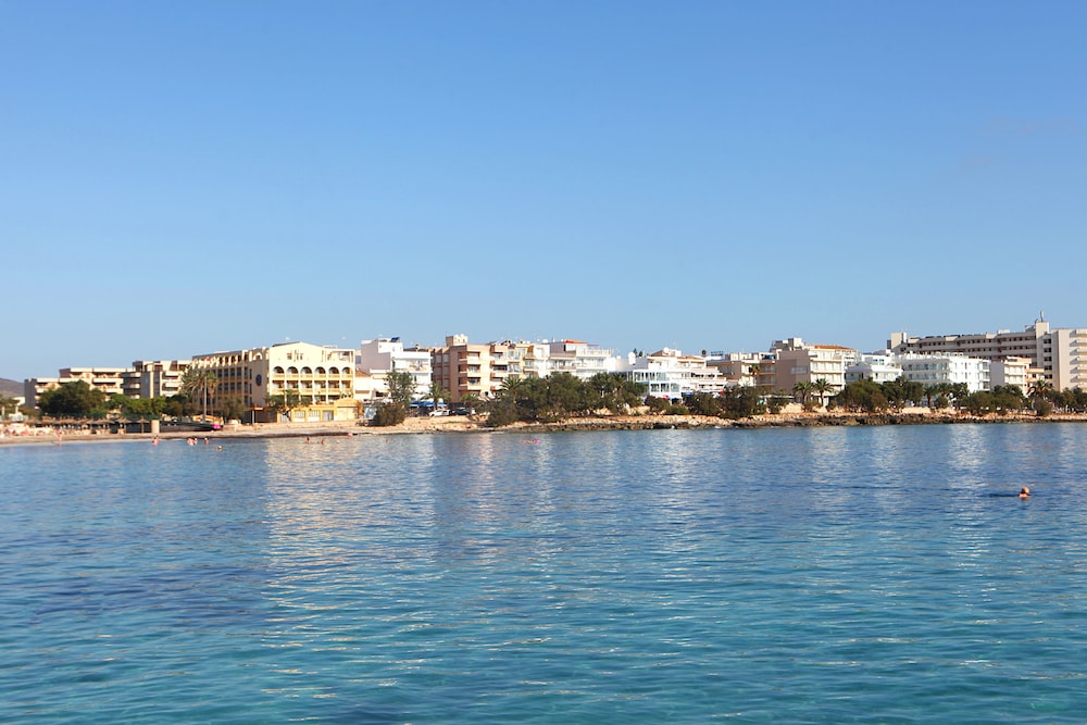 Mix Peymar — Attractions in the area in S'Illot, Balearic Islands