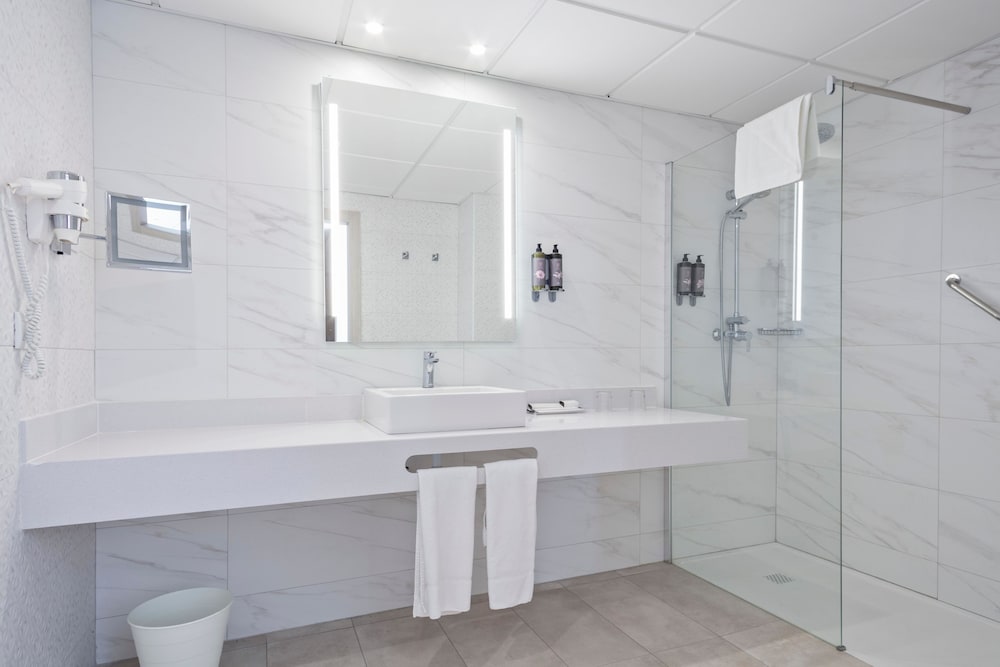 Hotel Best Punta Dorada — Hotel rooms in Salou, Catalonia