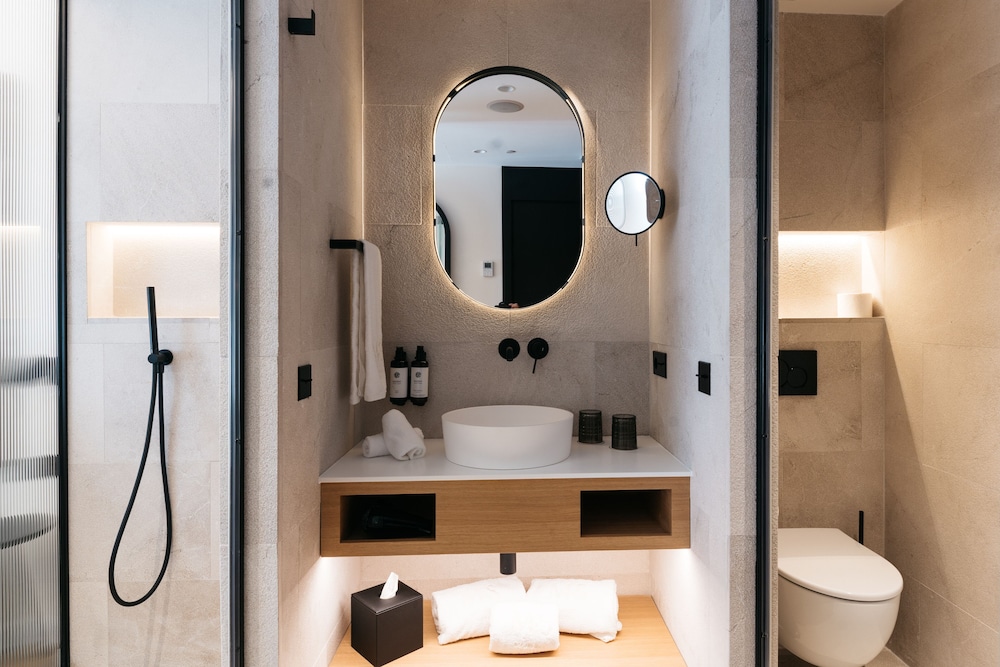 Boutique Hotel Petit Montisión — Hotel rooms in Palma de Mallorca, Balearic Islands