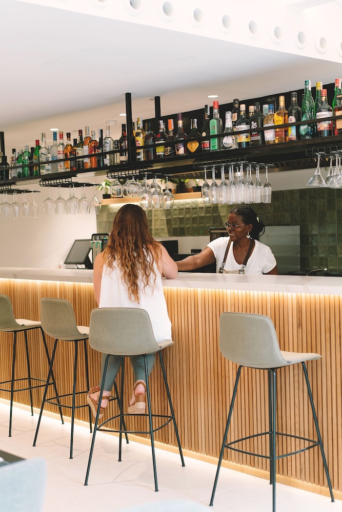 Boutique Hotel Petit Montisión — Restaurant & bars in Palma de Mallorca, Balearic Islands