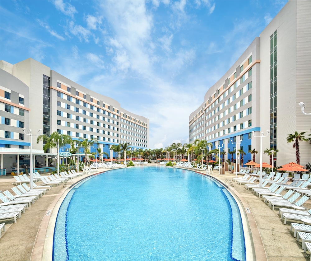 Universal's Endless Summer Resort - Surfside Inn and Suites — Main photo in Orlando, Florida