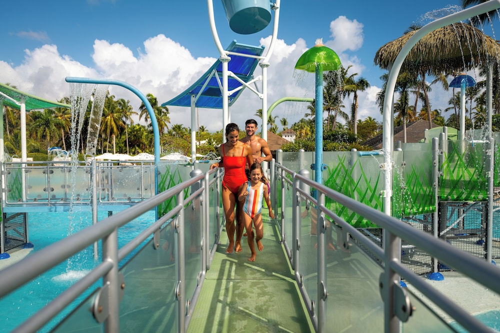 Melia Caribe Beach Resort - All Inclusive — Swimming pool in Bavaro, La Altagracia