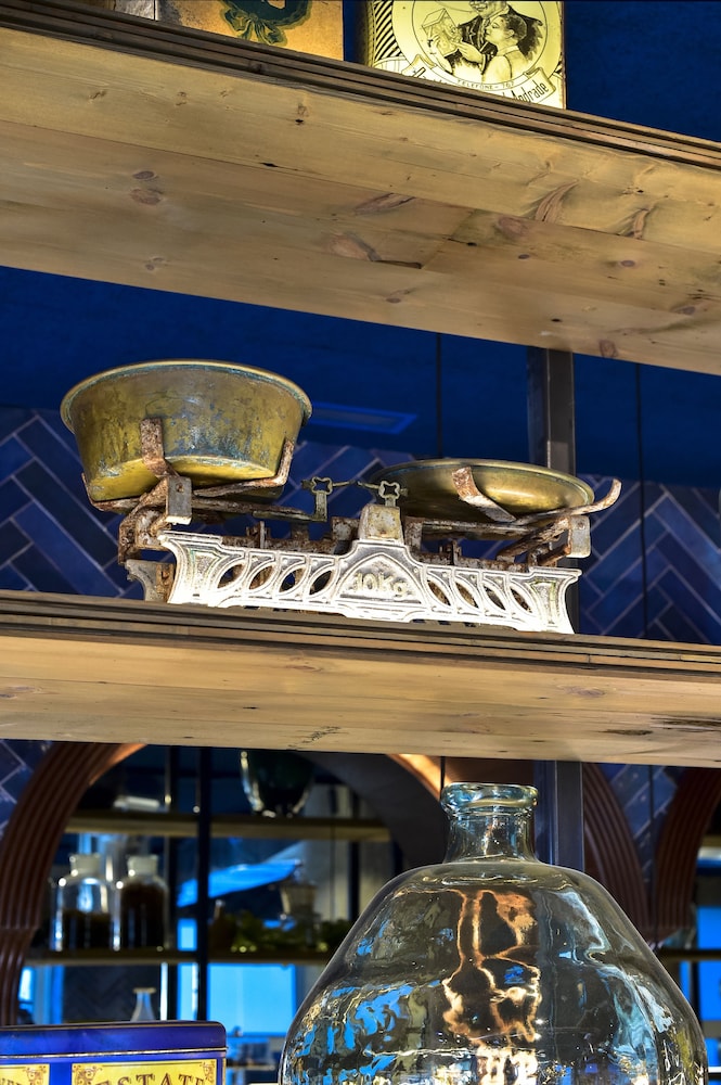 My Story Hotel Figueira — Restaurant & bars in Lisbon, Lisboa