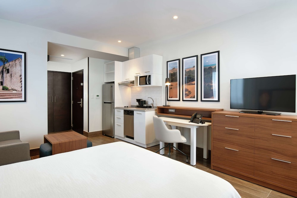 Homewood Suites by Hilton Santo Domingo, Dominican Republic — Hotel rooms in Santo Domingo, Distrito Nacional