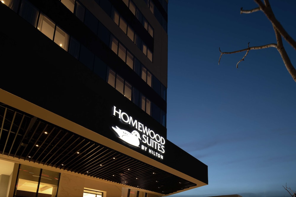 Homewood Suites by Hilton Santo Domingo, Dominican Republic — Hotel building in Santo Domingo, Distrito Nacional