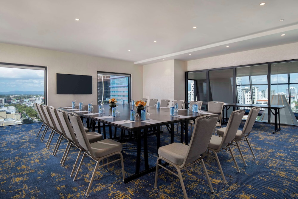 Homewood Suites by Hilton Santo Domingo, Dominican Republic — Hotel building in Santo Domingo, Distrito Nacional