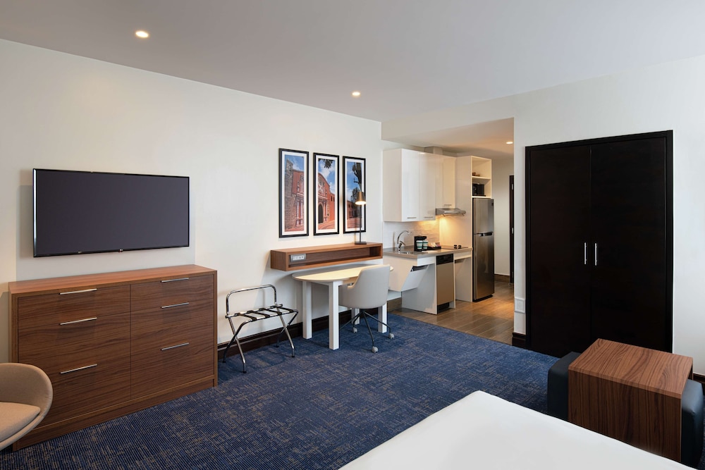 Homewood Suites by Hilton Santo Domingo, Dominican Republic — Hotel rooms in Santo Domingo, Distrito Nacional