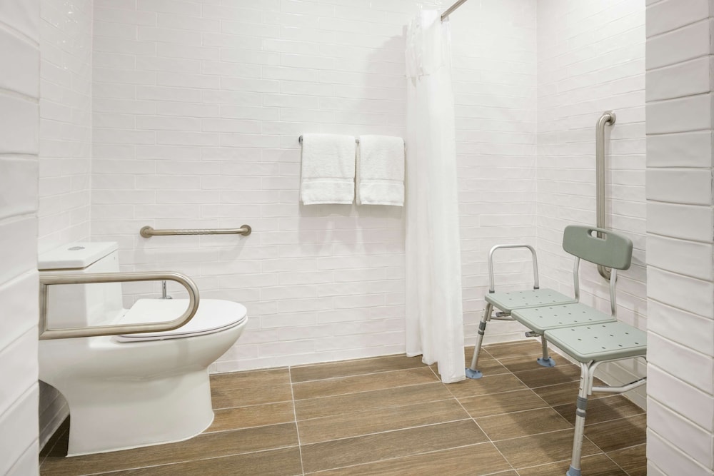 Homewood Suites by Hilton Santo Domingo, Dominican Republic — Hotel rooms in Santo Domingo, Distrito Nacional