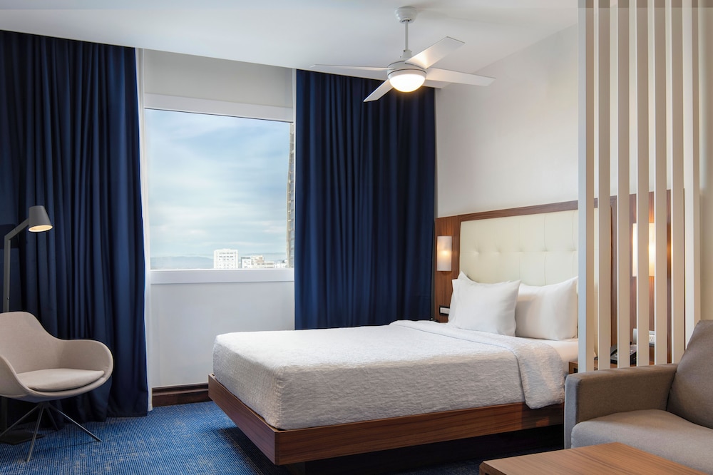 Homewood Suites by Hilton Santo Domingo, Dominican Republic — Hotel rooms in Santo Domingo, Distrito Nacional