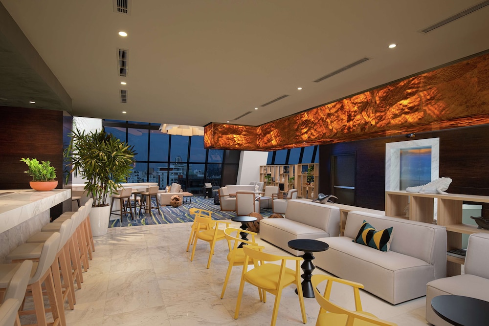 Homewood Suites by Hilton Santo Domingo, Dominican Republic — Restaurant & bars in Santo Domingo, Distrito Nacional