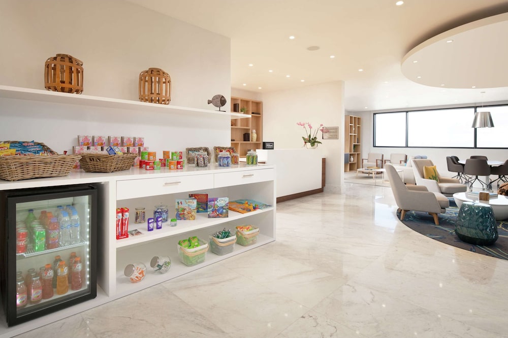 Homewood Suites by Hilton Santo Domingo, Dominican Republic — Hotel building in Santo Domingo, Distrito Nacional