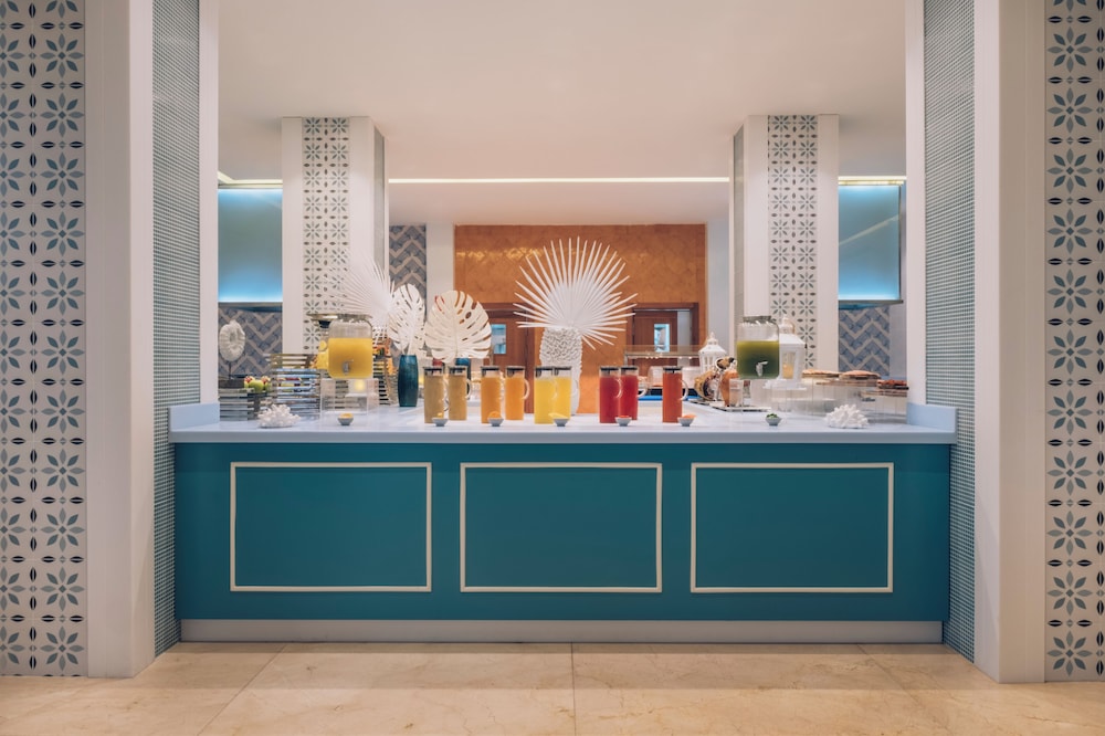 Iberostar Selection Coral Bávaro - All Inclusive — Restaurant & bars in Bavaro, La Altagracia