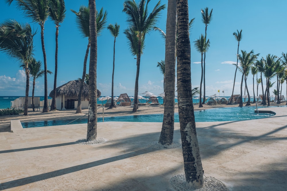 Iberostar Selection Coral Bávaro - All Inclusive — Swimming pool in Bavaro, La Altagracia