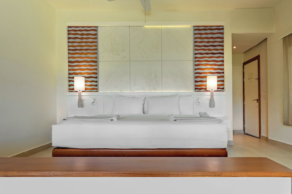Iberostar Selection Coral Bávaro - All Inclusive — Hotel rooms in Bavaro, La Altagracia