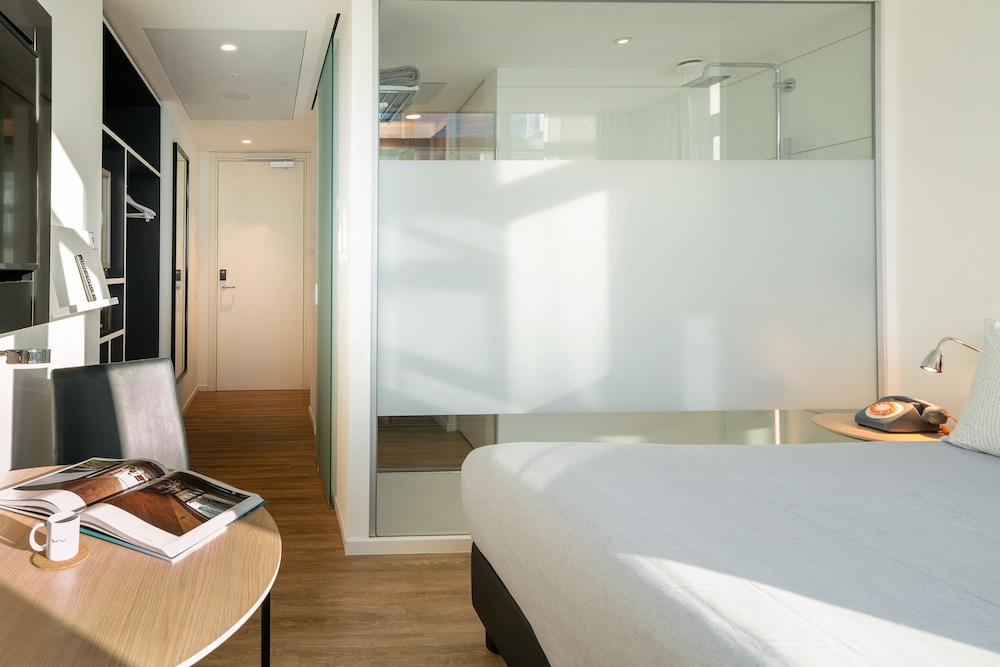 INNSiDE by Meliá Milano Torre Galfa — Hotel rooms in Milan, Lombardy
