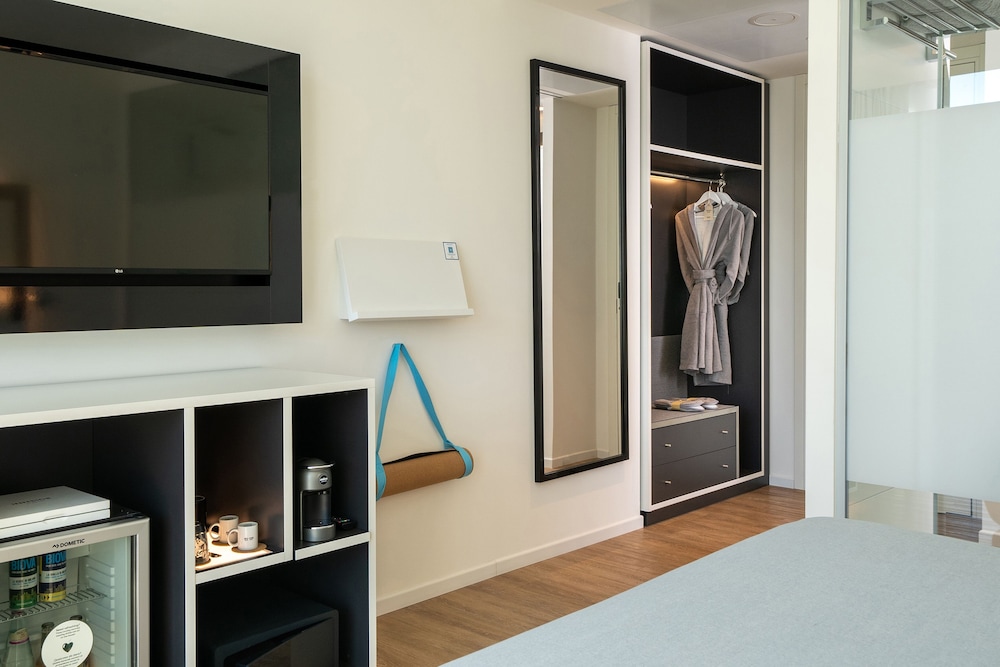 INNSiDE by Meliá Milano Torre Galfa — Hotel rooms in Milan, Lombardy