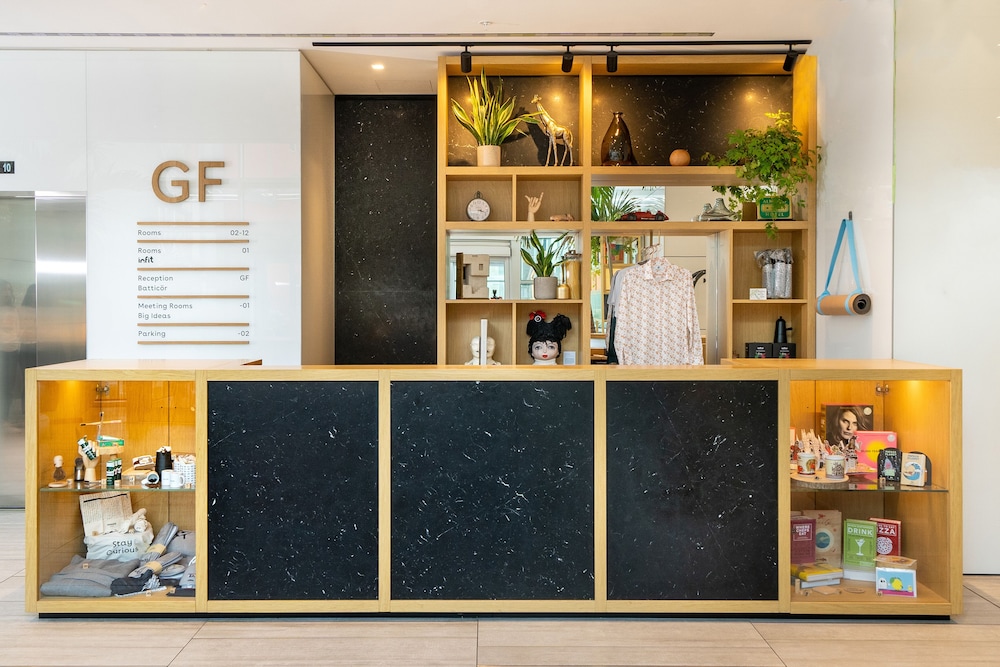 INNSiDE by Meliá Milano Torre Galfa — Hotel building in Milan, Lombardy
