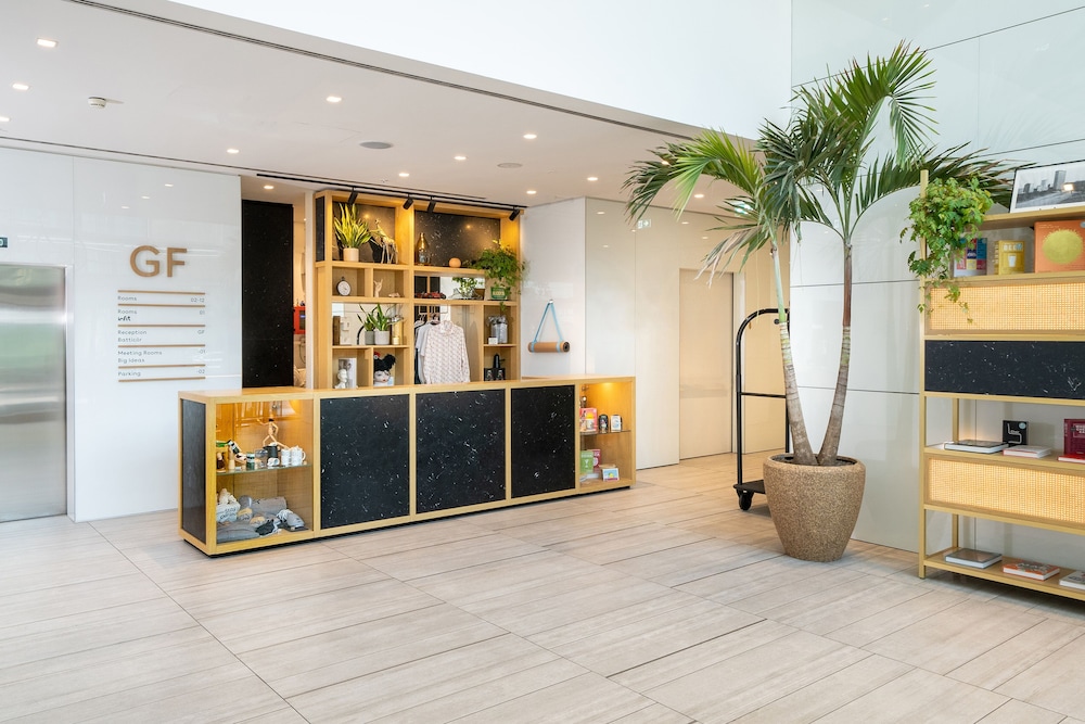INNSiDE by Meliá Milano Torre Galfa — Hotel building in Milan, Lombardy