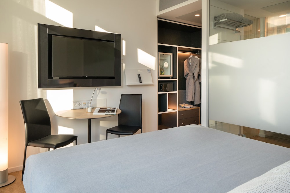INNSiDE by Meliá Milano Torre Galfa — Hotel rooms in Milan, Lombardy