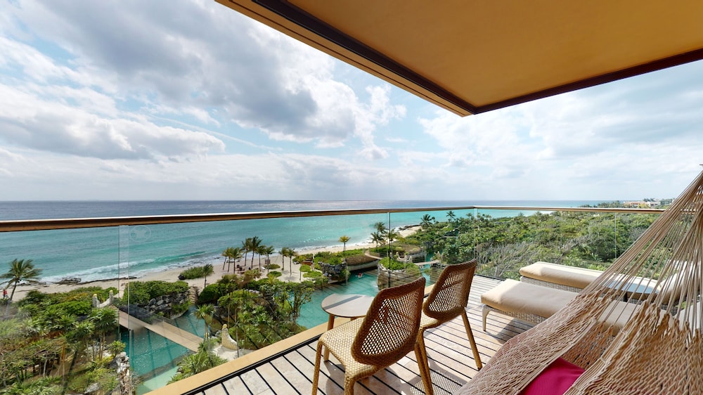 Hotel Xcaret Arte - All Parks / All Fun Inclusive, Adults Only - All inclusive — Hotel rooms in Playa del Carmen, Quintana Roo